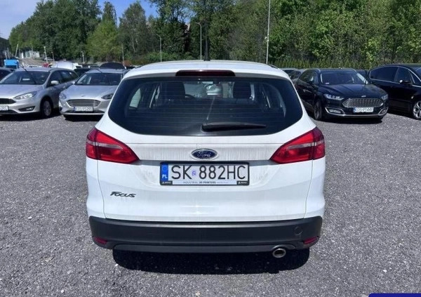 Ford Focus cena 25300 przebieg: 209133, rok produkcji 2015 z Chocianów małe 742